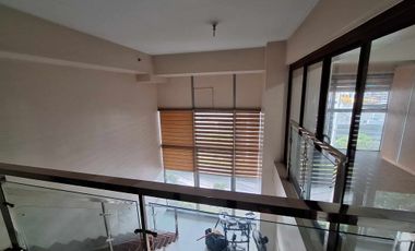 3 Bedroom Condominium with Loft For Sale in 81 Newport City. Pasay City.