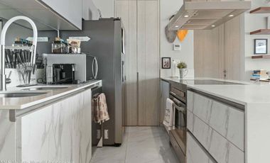 Departamento con vista al mar en Marina Vallarta, piso 10