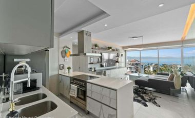 Departamento con vista al mar en Marina Vallarta, piso 10