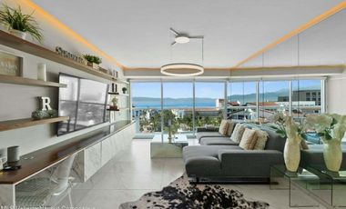 Departamento con vista al mar en Marina Vallarta, piso 10