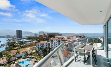 Departamento con vista al mar en Marina Vallarta, piso 10