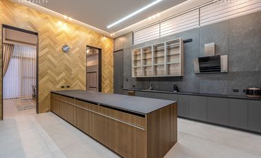 AAV Ayala Alabang Village, Muntinlupa City, House and Lot for Sale!