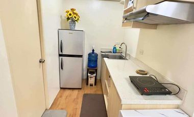 FOR RENT 2 BEDROOM IN SEAWIND CONDO