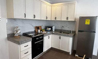 FOR SALE COMMERCIAL / RESIDENTIAL SUCAT PARAÑAQUE TOWNHOUSES