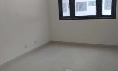 Pre Selling Condo in Mall of Asia Near NAIA, Okada, Sky way, Makati