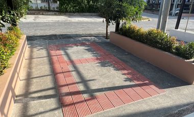 Townhouse for sale at Victoria Park Executive Infront of SM Southmall
