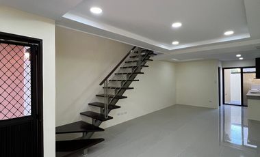 Townhouse for sale at Victoria Park Executive Infront of SM Southmall