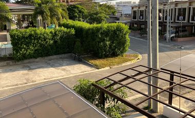 Townhouse for sale at Victoria Park Executive Infront of SM Southmall
