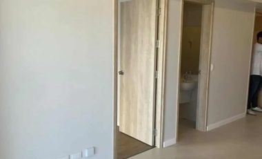 Viento at Cerca Alabang Muntinlupa Condo For Sale Brand New 2 BR with Balcony