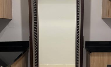 Clean Title Unfurnished 1BR with Balcony FOR SALE at Verve Residences BGC Taguig