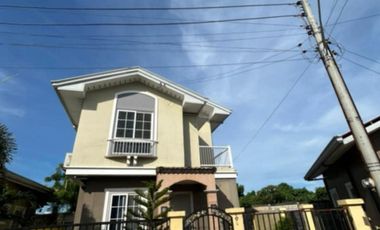 Fully Furnished two storey single detached