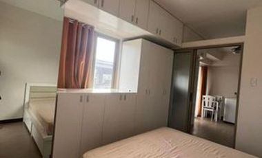 1BR Condo Unit for Rent at Fairway Terraces, Villamor Pasay City