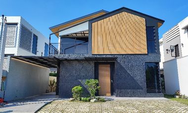 For Sale: Casa Industria - Sleek Industrial Abode, Angeles
