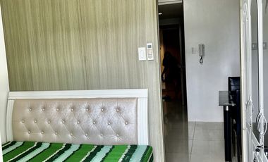 Shore Tower A Pasay: Studio Condominium with Balcony for Rent