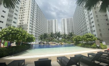 Shore Tower A Pasay: Studio Condominium with Balcony for Rent