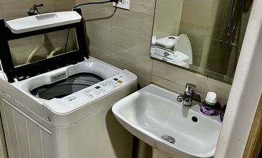 Shore Tower A Pasay: Studio Condominium with Balcony for Rent