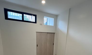 Brand New Townhouse in Barangay Sun Valley, Parañaque For Sale