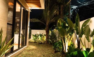 Ayala Alabang Village House and Lot for Sale! Muntinlupa City