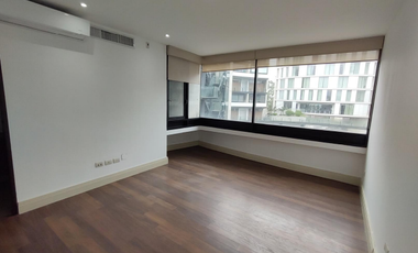 OFICINA RENTA PLAZA 02  145 M2