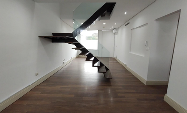 OFICINA RENTA PLAZA 02  145 M2