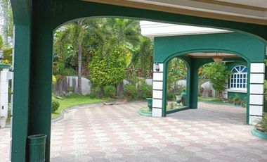 8 Bedrooms House for Rent in Sunset Subd. Angeles City