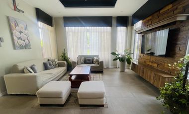 4 BEDROOM ELEGANT HOUSE FOR SALE