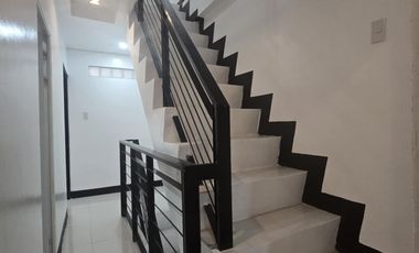 Baguio Townhouse 3 minutes to Burnham and Baguio market