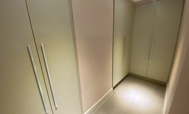 Interior-decorated 3 Bedroom Proscenium Lorraine