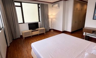 2BR Condo for RENT in Biltmore Condo Legaspi Village Makati RH19679