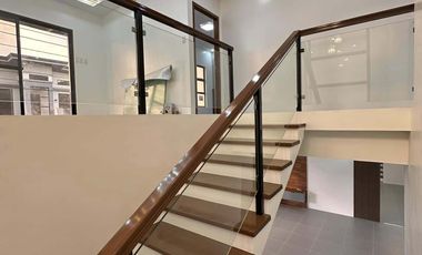 3 Bedroom House w/ maid's room for Sale in Savannah Subd. Angeles City Pampanga