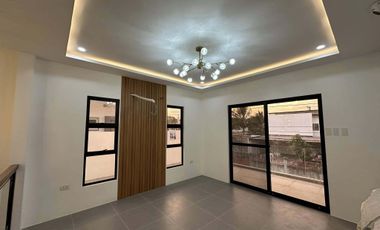 3 Bedroom House w/ maid's room for Sale in Savannah Subd. Angeles City Pampanga