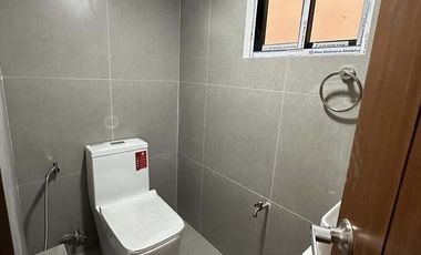 3 Bedroom House w/ maid's room for Sale in Savannah Subd. Angeles City Pampanga