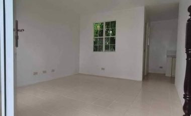 2 Bedrooms Townhouse For Sale in Imus Cavite