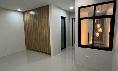 METROPOLIS EAST LUXERY HOME ANGONO