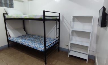 Studio Unit For Rent in Sta. Cruz, Manila near SM San Lazaro,LRT Station