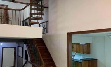 4BR Townhouse for Rent at Sta.Mesa, Manila