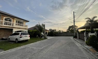 RUSH SALE TWO STOREY HOUSE WITH VERY RARE EXTRA LOT IN PAMPANGA EXCELLENT LOC