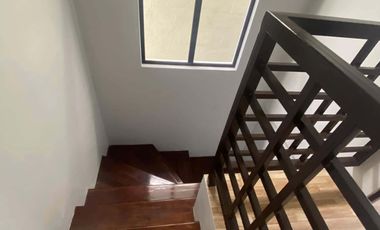 SINGLE DETACHED HOUSE FOR SALE IN MULTINATIONAL VILLAGE, PARANAQUE