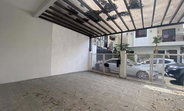 SINGLE DETACHED HOUSE FOR SALE IN MULTINATIONAL VILLAGE, PARANAQUE
