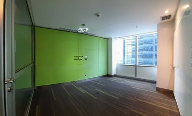 Expansive Views, Prime Location: 1,020 sqm Office Space for Rent in BGC, Taguig