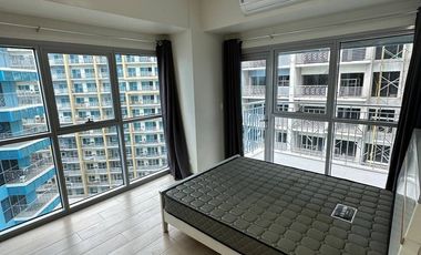 For Rent 2BR Condo Bayshore Residential Resort 2, Paranaque City