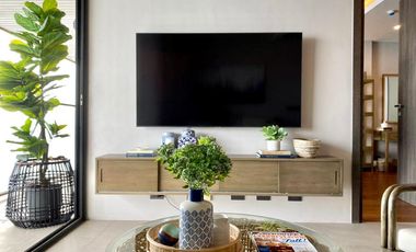 1 BR Beautifully Furnished Condo for Sale at the Reef Lapu-Lapu with Stunning Ocean View
