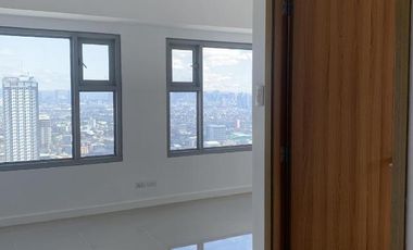 FOR SALE: 1 Bedroom Penthouse Unit in 8 Adriatico Condominium, Ermita, Manila