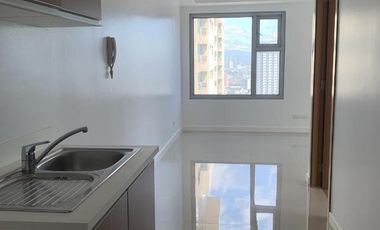 FOR SALE: 1 Bedroom Penthouse Unit in 8 Adriatico Condominium, Ermita, Manila