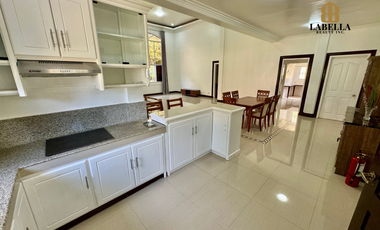 HIGH-CEILING HOME WITH GUESTHOUSE FOR SALE
