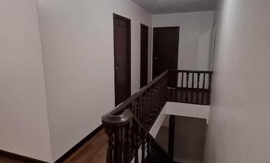 PN56161 Duplex House for Rent in MAKATI!