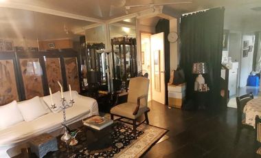 Palm Village, 3BR with Balcony and Car Garage FOR SALE in Makati