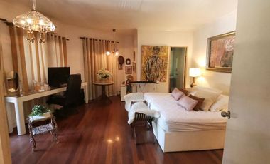 Palm Village, 3BR with Balcony and Car Garage FOR SALE in Makati