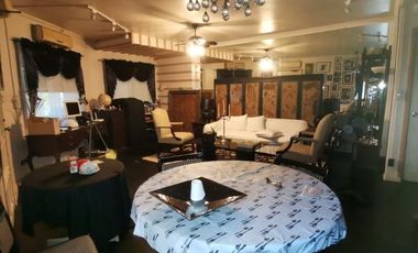 Palm Village, 3BR with Balcony and Car Garage FOR SALE in Makati