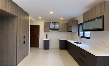 4BR Brand New House in Verdana Homes Mamplasan Laguna